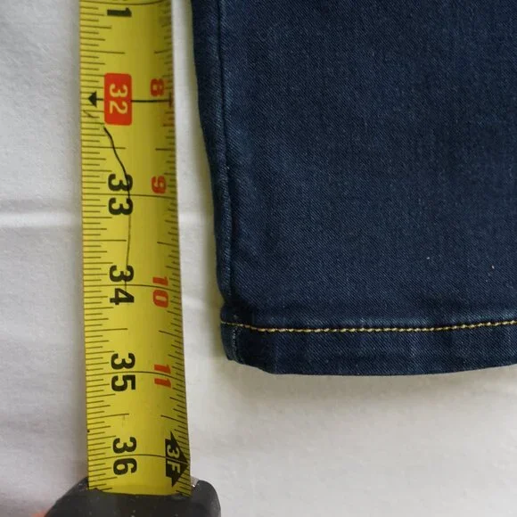 Women's Michael Kors Jeans, Size 6 - Picture 12 of 14